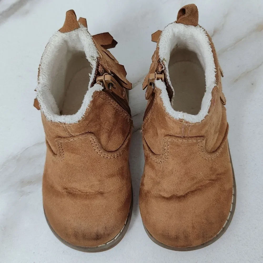 H&M Baby Toddler Tan Faux Suede Fringed Boots, Sz 4-5